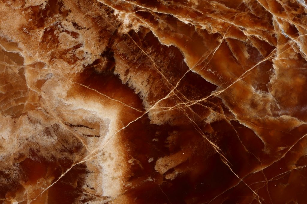 Amber Onyx